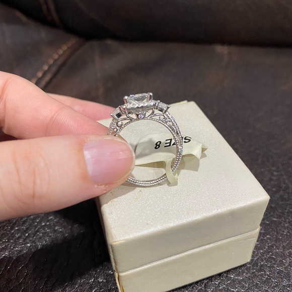 Charmed Aroma Ring - Picture 3 of 3